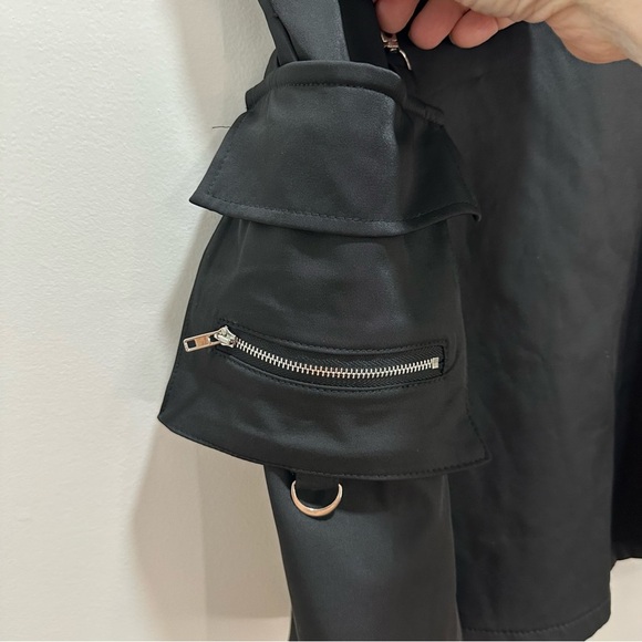 Black Women's Skirt with Side Pocket - Picture 3 of 5